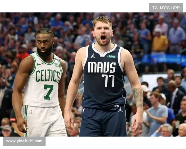 布朗表现出色跻身赛季最佳球员榜单前列分析及影响因素探讨